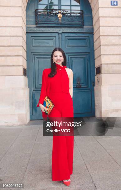 Fashion investor Wendy Yu arrives at Valentino fashion show during Paris Fashion Week Womenswear Spring/Summer 2019 on September 30, 2018 in Paris,...