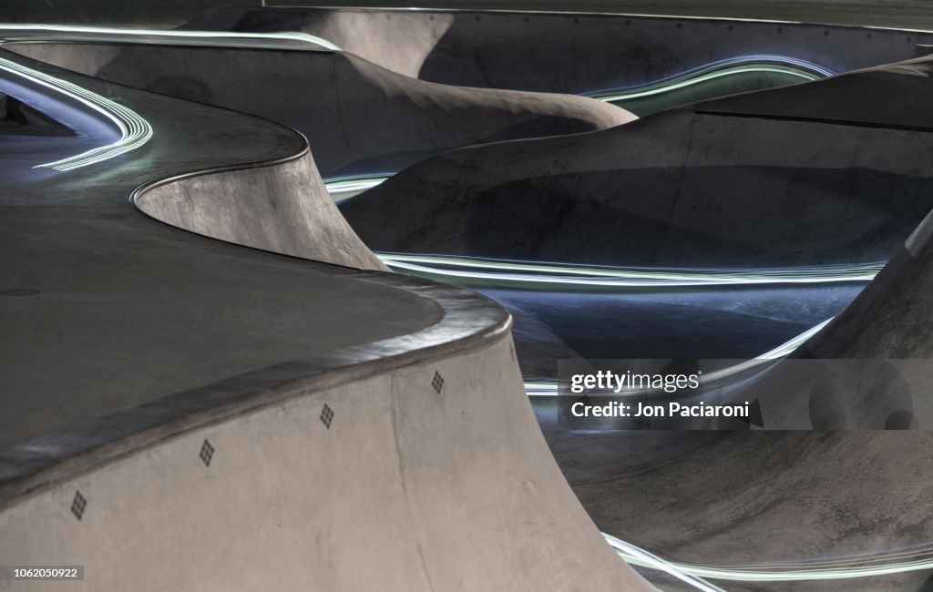 Illuminated Skatepark / Skateboarder Light Painting