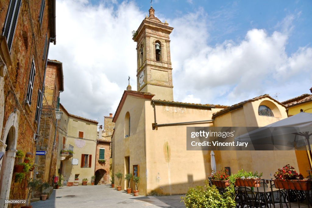 Castelmuzio village Tuscany, Italy