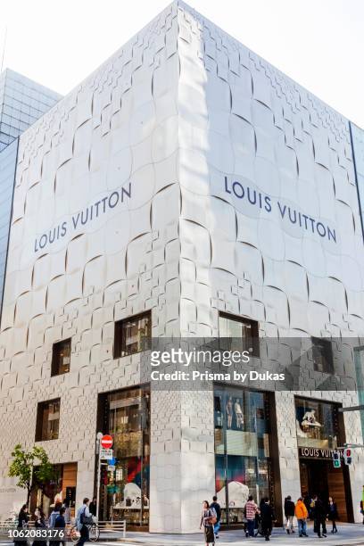 259 Louis Vuitton Japan Group Stock Photos, High-Res Pictures, and Images -  Getty Images