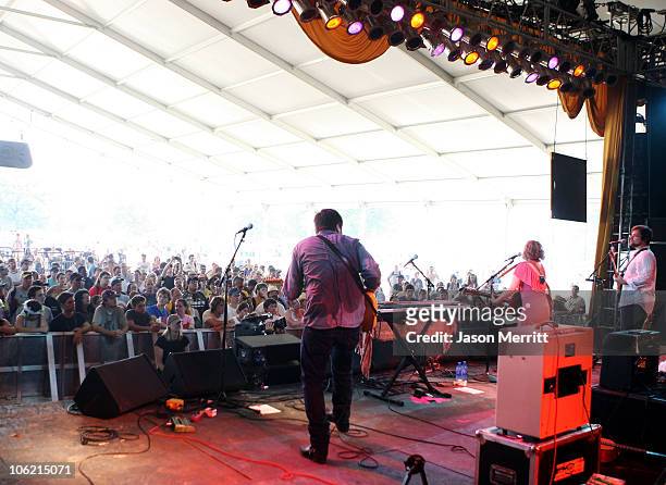 Tift Merritt performs on stage during Bonnaroo 2009 on June 12, 2009 in Manchester, Tennessee.