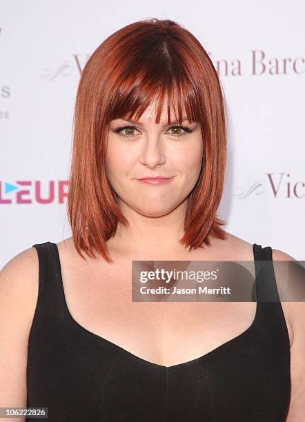 Actress Sara Rue arrives to the red carpet at the Los Angeles Premiere of "Vicky Cristina Barcelona" at the Mann Village Theatre on August 4, 2008 in...