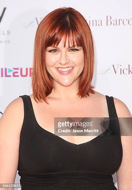 Actress Sara Rue arrives to the red carpet at the Los Angeles Premiere of "Vicky Cristina Barcelona" at the Mann Village Theatre on August 4, 2008 in...