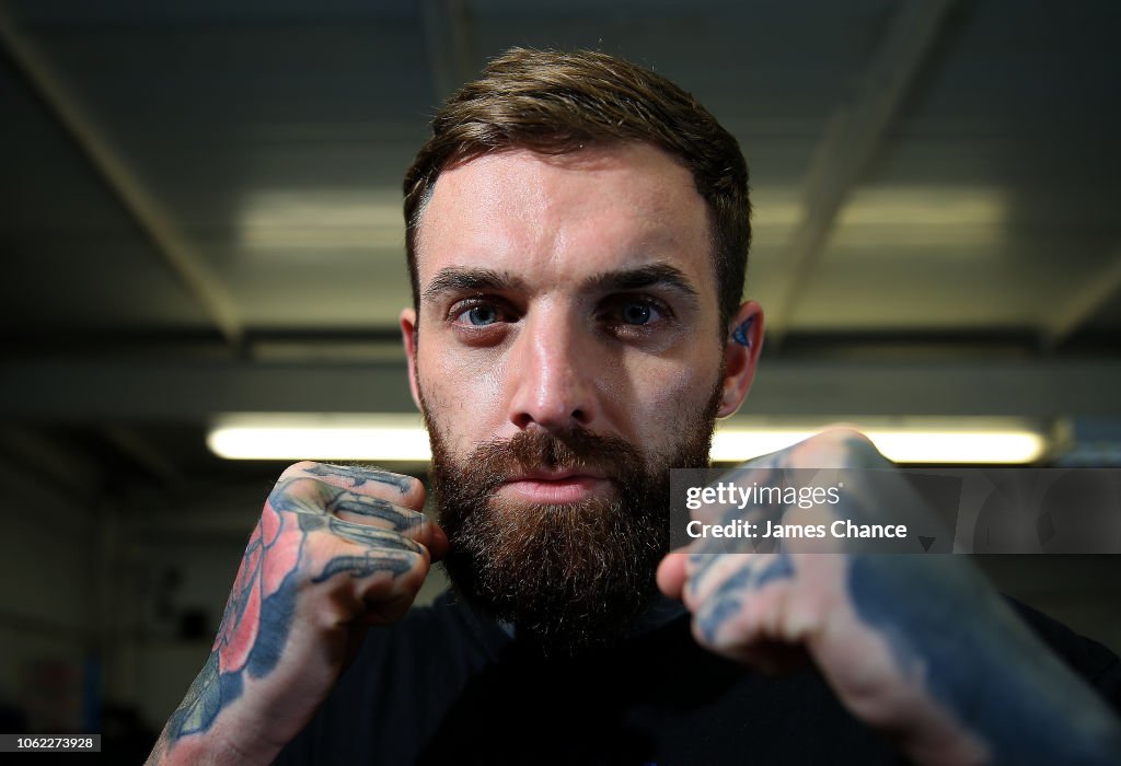Aaron Chalmers and Paulie Malignaggi Training Session