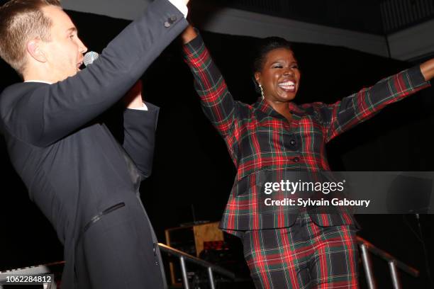 Robbie Gordy and Leslie Jones speak at American Museum Of Natural History's 2018 Museum Gala at American Museum of Natural History on November 15,...