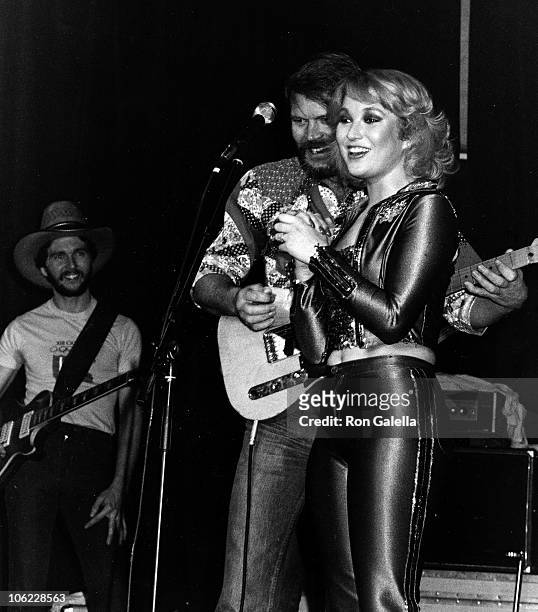 Glen Campbell and Tanya Tucker during Tanya Tucker Live in Concert - April 4, 1980 at Chuck Landis Country Club in Reseda, California, United States.