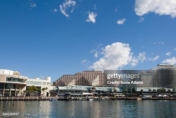 darling harbour - darling harbour stock pictures, royalty-free photos & images