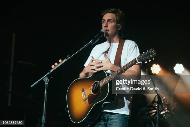 Ben Rector Wall 396 Ben Rector Photos & High Res Pictures - Getty Images