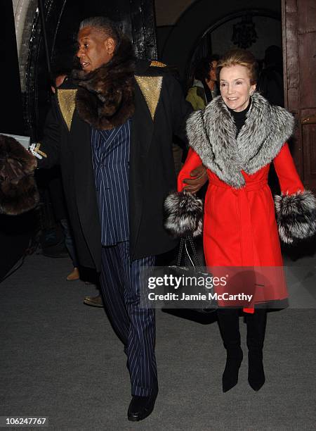 Andre Leon Talley and Lee Radziwill during Mercedes-Benz Fashion Week Fall 2007 - Marc Jacobs - Arrivals at New York State Armory in New York City,...