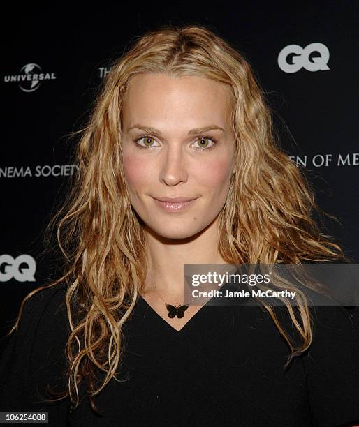 Molly Sims during The Cinema Society and GQ Host a Screening of "Children of Men" - Arrivals at Tribeca Grand Screening Room in New York City, New...