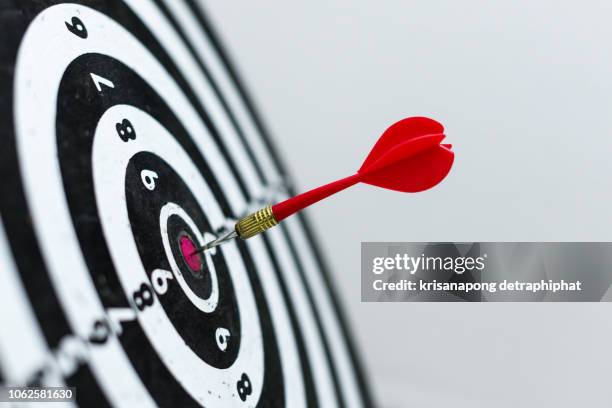 business goals concept,financial goals concept - target stock-fotos und bilder