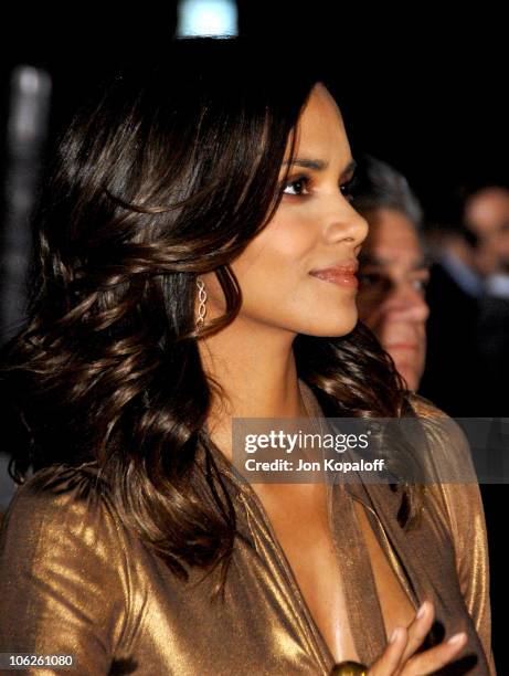 Halle Berry during 33rd Annual People's Choice Awards - Arrivals at Shrine Auditorium in Los Angeles, California, United States.