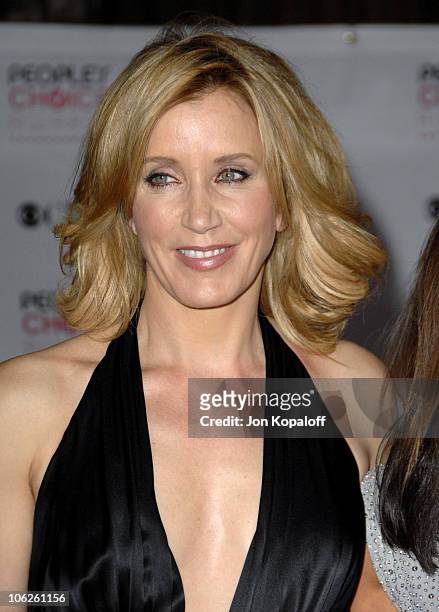 Felicity Huffman during 33rd Annual People's Choice Awards - Arrivals at Shrine Auditorium in Los Angeles, California, United States.