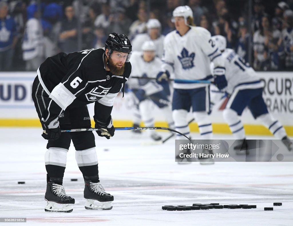 Toronto Maple Leafs v Los Angeles Kings