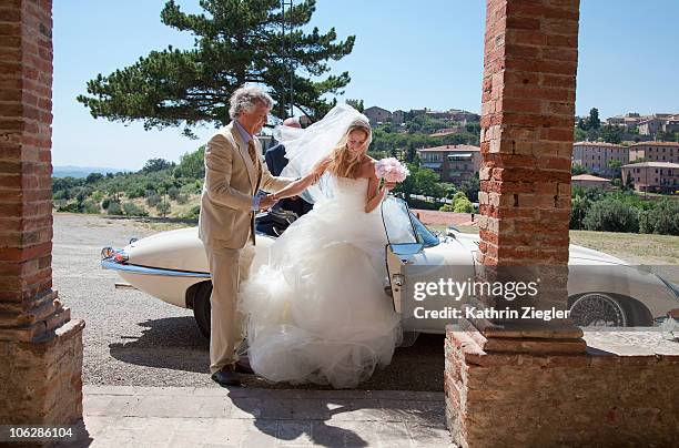 father escorts bride to the church - daughter wedding stock pictures, royalty-free photos & images