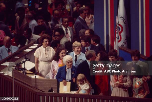 Donnell Carter Donnel Carter Photos and Premium High Res Pictures - Getty Images