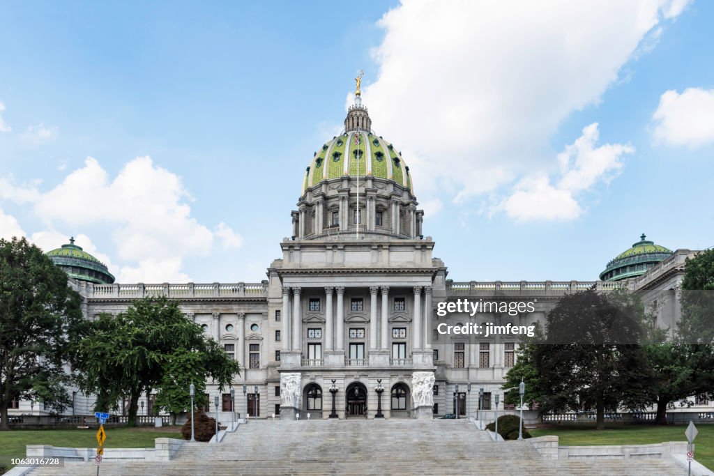 State Capi Pennsylvania State Capital Building High-Res Stock Photo - Getty Images