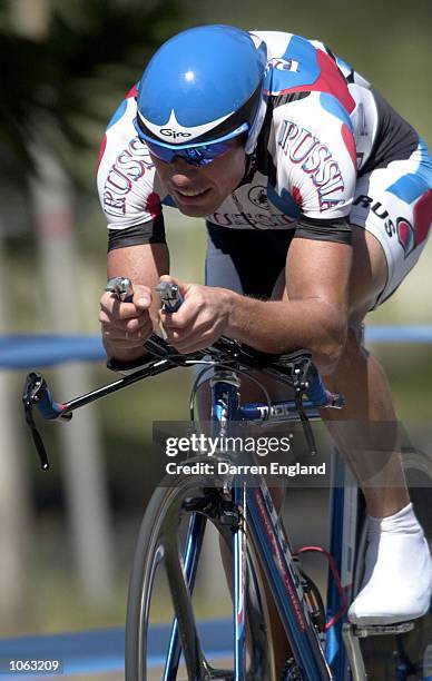 Viacheslav Ekimov of Russia on his way to winning Gold, in the final of the Men's Individual Time Trial at the Sydney 2000 Olympic Games, held at...