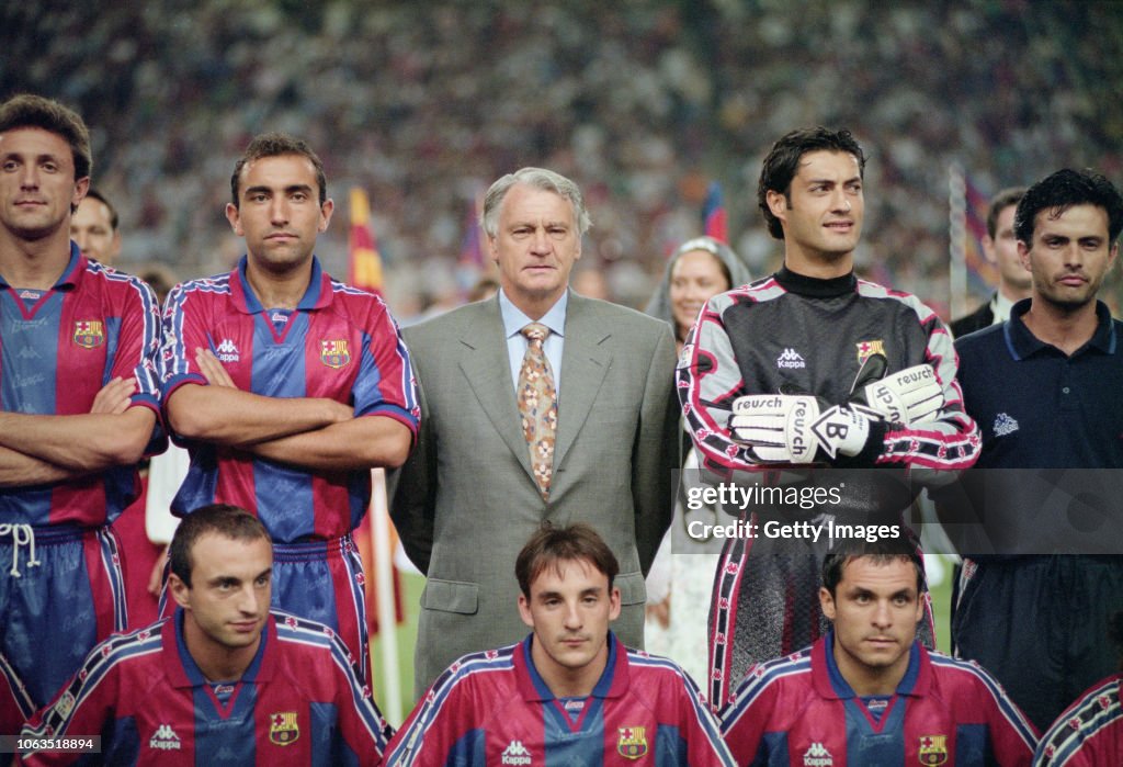 Bobby Robson and Jose Mourinho Barcelona v San Lorenzo 1996