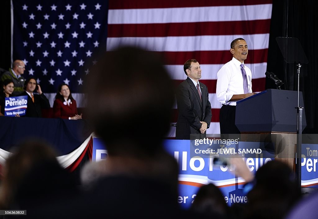 Prez Obama Rally US President Barack Obama speaks during a rally for Congressman Tom ...