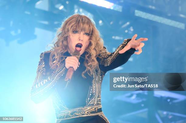 Taylor Swift performs at Taylor Swift reputation Stadium Tour in Japan presented by Fujifilm instax at Tokyo Dome on November 20, 2018 in Tokyo,...