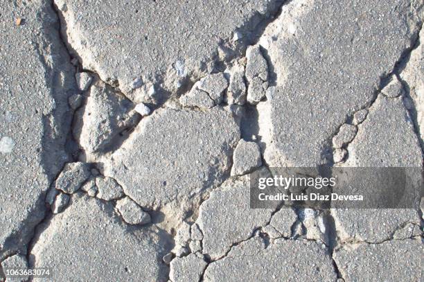 cracks in the floor concrete - cracked foundation stock pictures, royalty-free photos & images