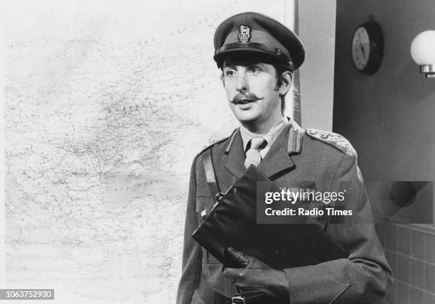 Actor and comedian Eric Idle wearing army uniform in a sketch from the television show 'Monty Python's Flying Circus', May 4th 1972.