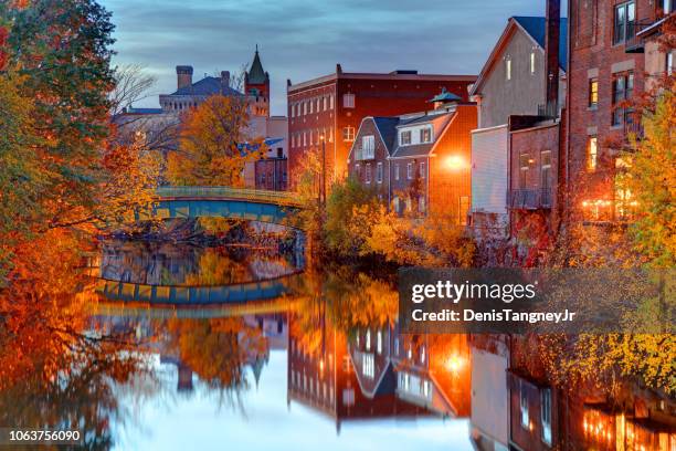 medford, massachusetts - massachusetts stockfoto's en -beelden