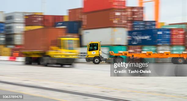 container truck - koper stock pictures, royalty-free photos & images