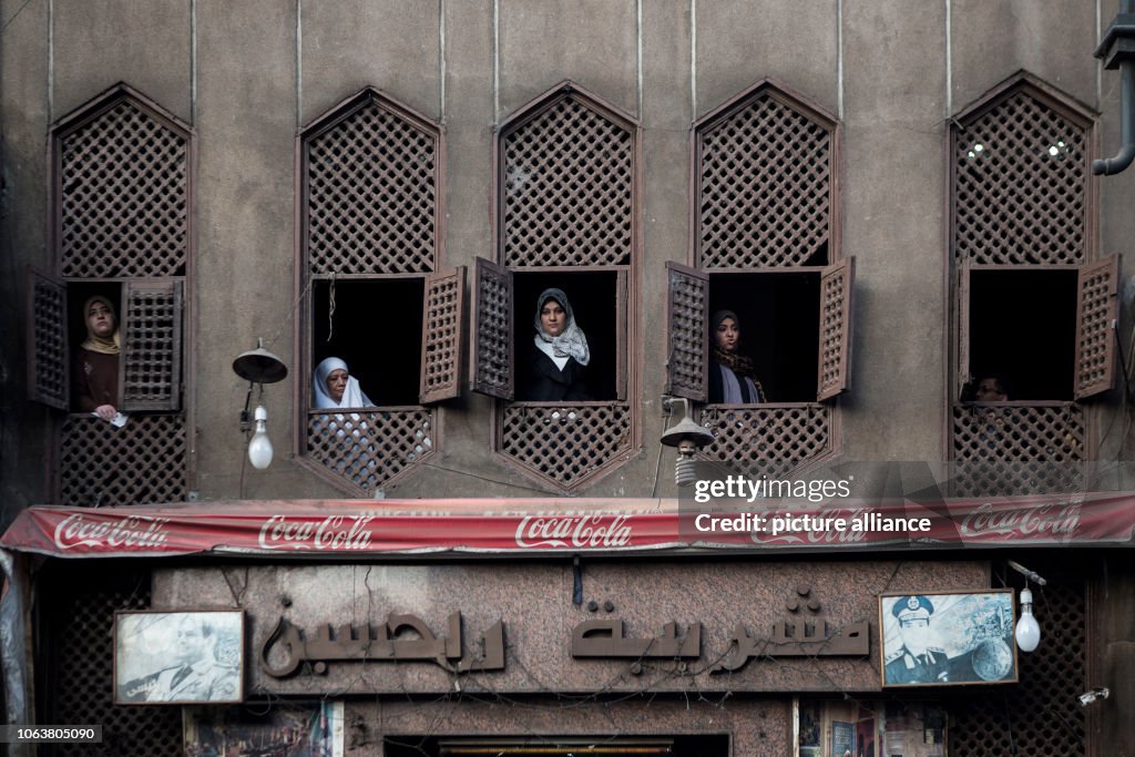 Sufis march to celebrate Prophet Muhammad birthday in Egypt