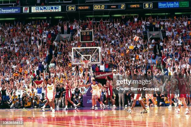 The Phoenix Mercury celebrate during Game One of the 1998 WNBA Finals on August 27, 1998 at America West Arena in Phoenix, Arizona. NOTE TO USER:...