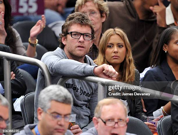 Sam Worthington and girlfriend Natalie Mark attend the Trail Blazers vs NY Knicks Game at Madison Square Garden on October 30, 2010 in New York City.