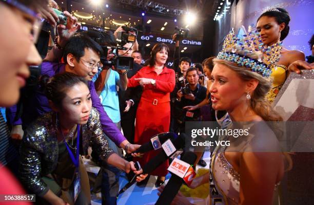 Miss World 2010 Alexandria Mills of the United States accepts reporters's interviews after winning the 60th Miss World Beauty Pageant at the Beauty...