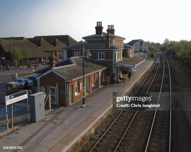 small empty railway station - rye sussex stock pictures, royalty-free photos & images