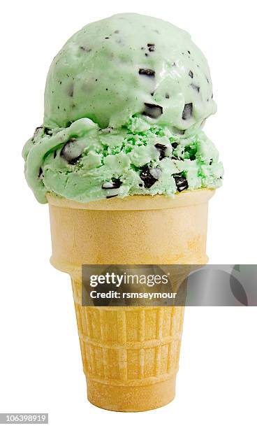 ice cream cone - mint chocolate chip - cornet stock pictures, royalty-free photos & images