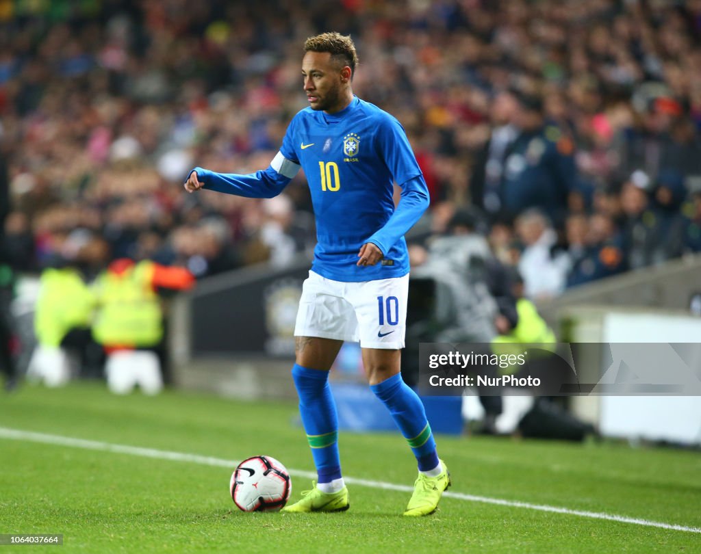 Brazil v Cameroon - Chevrolet Brazil Global Tour International Friendly