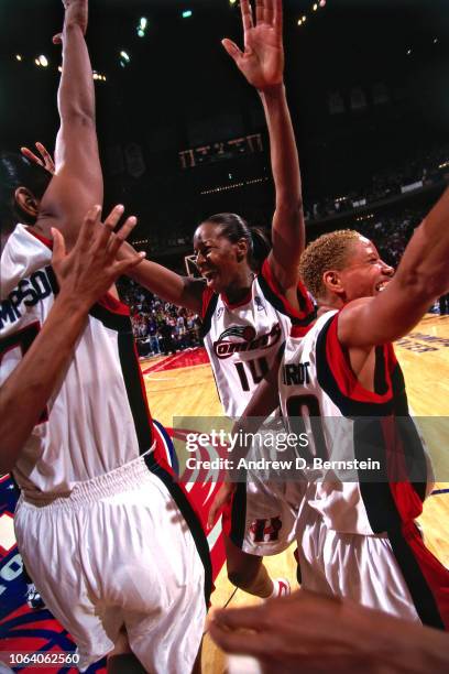 Compac 1998 481 Houston Comets Cynthia Cooper Photos & High Res Pictures - Getty Images