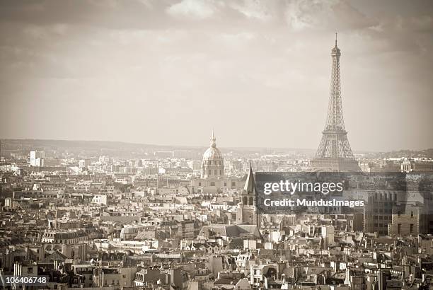 vintage paris - paris noir et blanc photos et images de collection