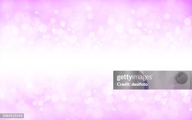 ein kreativer glitzerndes lila hintergrund. vektor-illustration - silver-glitter-white-background stock-grafiken, -clipart, -cartoons und -symbole