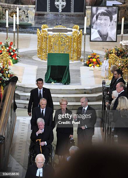 Former German Chancellor Helmut Schmidt and guest attend the memorial service for Loki Schmidt, wife of former German Chancellor Helmut Schmidt, at...