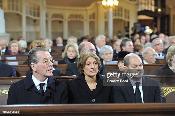 Franz Muentefering , Britta Ernst with her husband Olaf Scholz attend the memorial service for Loki Schmidt, wife of former German Chancellor Helmut...
