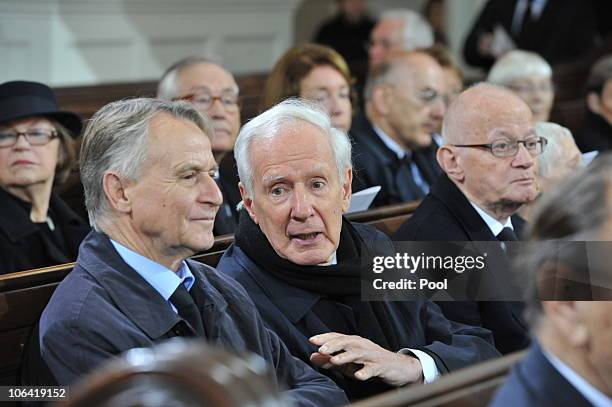 Hans Ulrich Klose, Hamburgs former mayor Klaus von Dohnanyi and Peter Schulz attend the memorial service for Loki Schmidt, wife of former German...