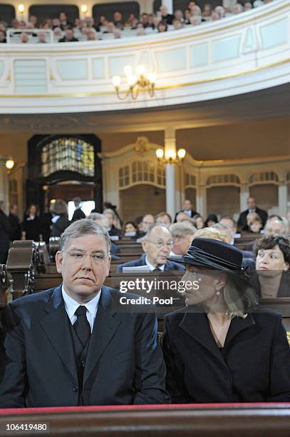 Hamburg's Mayor Christoph Ahlhaus and his wife Simone attend the memorial service for Loki Schmidt, wife of former German Chancellor Helmut Schmidt,...