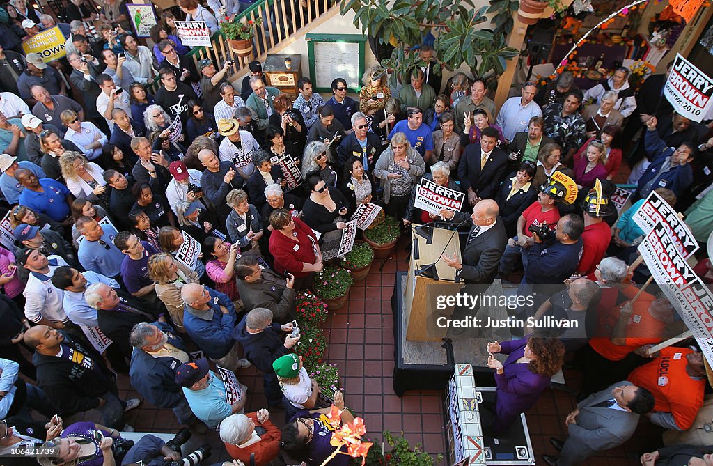 Democratic Gubernatorial Candidate Jerry Brown Makes Final Push Through State