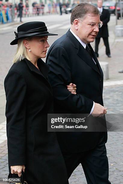 Hamburg Mayor Christoph Ahlhaus and his wife Simone arrive for the memorial service for Loki Schmidt, wife of former German Chancellor Helmut...