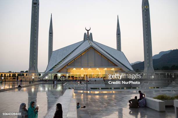 Islamabad, Pakistan, 24 September 2018. Faisal Mosque features a contemporary design consisting of eight sides of concrete shell and is inspired by a...