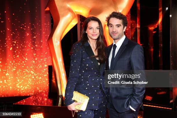 Yvonne Catterfeld and her boyfriend Oliver Wnuk during the Bambi Awards 2018 Arrivals at Stage Theater on November 16, 2018 in Berlin, Germany.