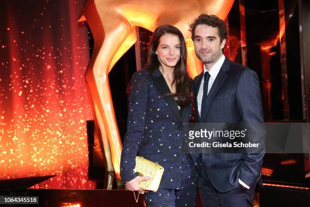 Yvonne Catterfeld and her boyfriend Oliver Wnuk during the Bambi Awards 2018 Arrivals at Stage Theater on November 16, 2018 in Berlin, Germany.