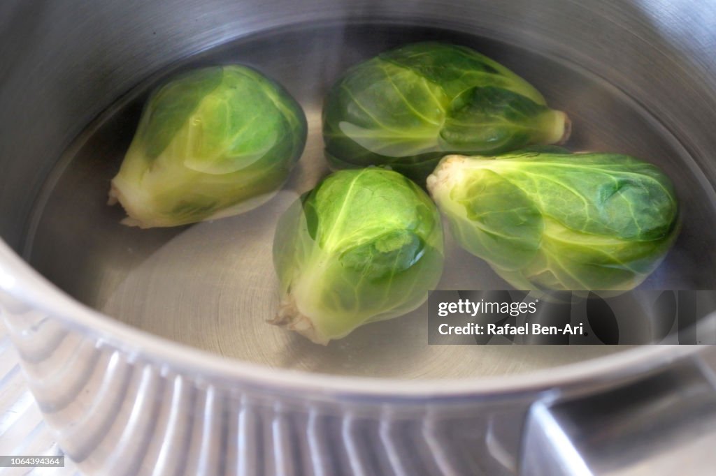 Cooking Brussels Sprout Mini Cabbage