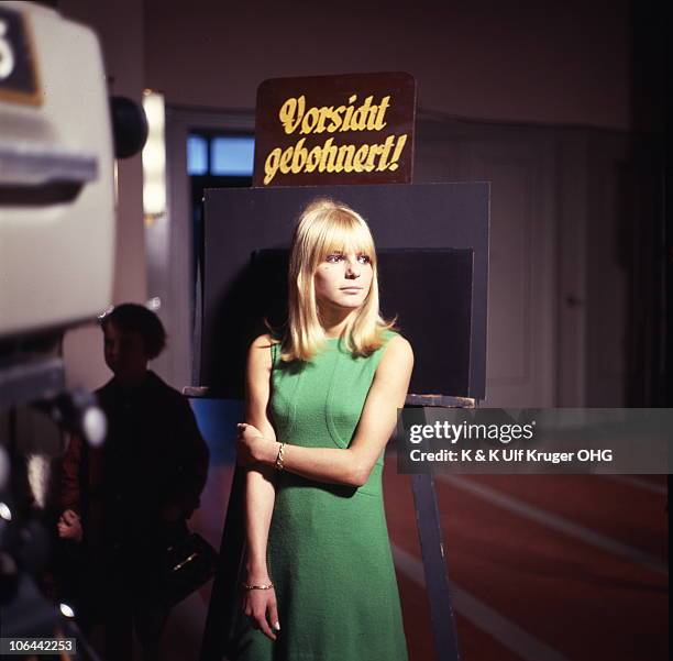 Portrait of French singer France Gall on the set of the TV Show 'Vergissmeinnicht' circa 1965 in Germany.